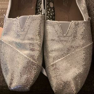 Toms Glitter Cute..bling shoes size 9
